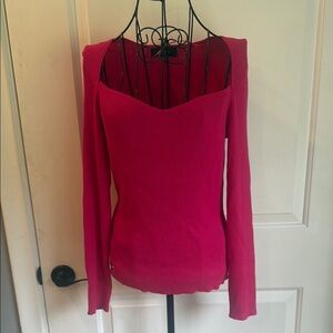 LaRamba Sweetheart neckline long sleeve sweater